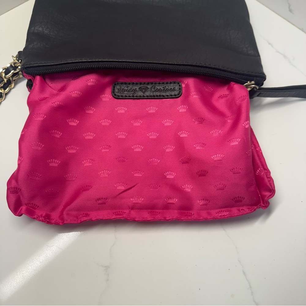 Juicy Couture Black Quilted Braided Chain Accent Gold Logo Wristlet New - Picture 7 of 8